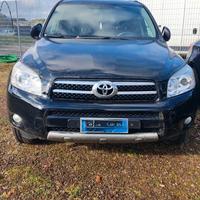 Pezzi di Ricambio Toyot Rav4 2.2 2006/09 Sigla 2AD