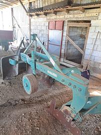 Aratro bivomero 100 - tavola 9