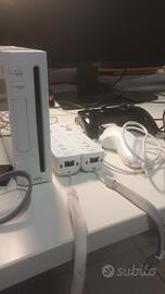 Nintendo Wii console + 2 Wiimote + Accessori