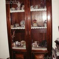 Mobile della metà del 1800