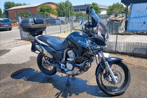 Honda Transalp 700