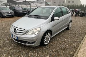 MERCEDES-BENZ B 180 CDI Sport