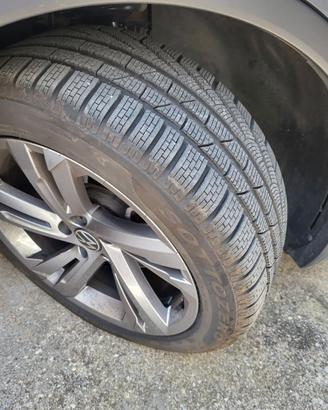 Gomme invernali Pirelli 255/45 R19 - VW Tiguan