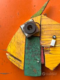 Pesce in legno di recupero