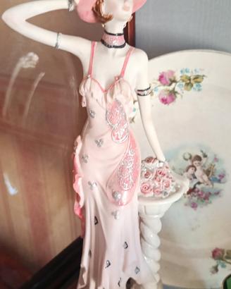 Statua Dama Vintage anni 20 in porcellana,Liberty