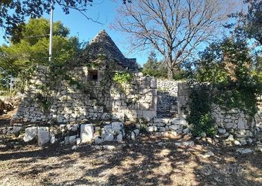 Rustico / Casale di 50 m² con 2 locali a Locoroton