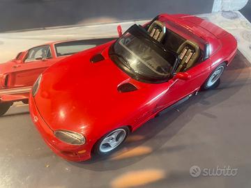 Dodge viper rt10  BBURAGO scala 1/18  .
