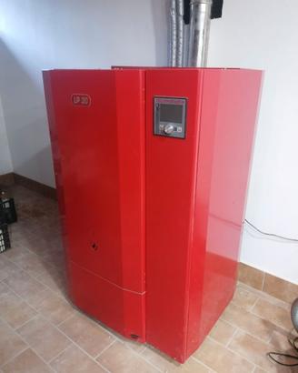 caldaia - stufa a pellet NORDICA EXTRAFLAME LP30