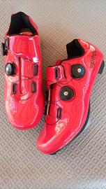 Scarpe da bici con attacchi