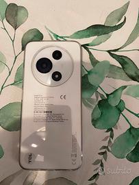 TCL smartphone 