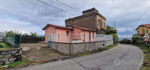 Casa singola con terreno a Puntalazzo di Mascali