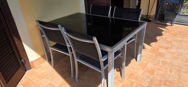 Tavolo esterno