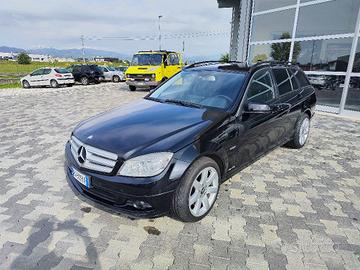 MERCEDES-BENZ C 220 CDI S.W. BlueEFFICIENCY Exec