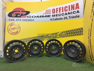 4 Cerchi Ferro 15 pollici Toyota Yaris