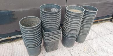 vasi di diverse dimensioni come in foto