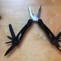 pinza multiusi