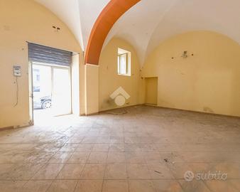 MULTILOCALE A MANFREDONIA