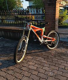bici ktm ratchet dh