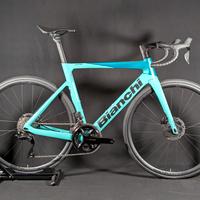Bici da corsa Bianchi Oltre Race 105 Di2