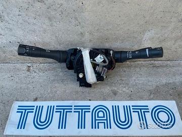 Devio luci Nissan Juke 2013 1598CC B/GPL HR16