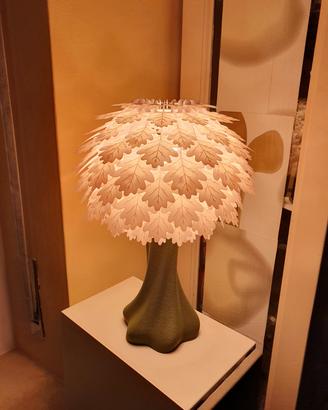 lampada pianta ad albero con foglie quercia