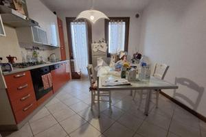 2 LOCALI A RONCO ALL'ADIGE