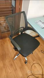 2 sedie da ufficio, con rotelle e braccioli 