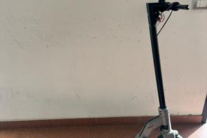 Monopattino come pezzi di ricambio