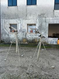 2 getti di irrigazione a pioggia su treppiede