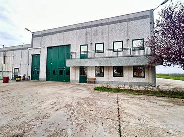 CAPANNONE A RIVA PRESSO CHIERI