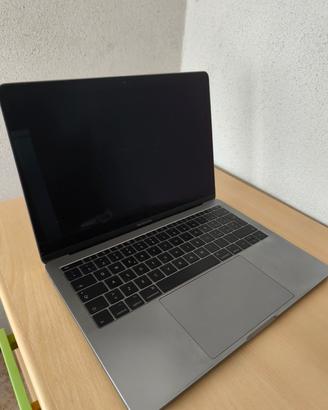 MacBook Pro 13" (2017) 128gb con batteria nuova