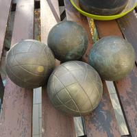 bocce d'epoca in bronzo