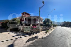Casa Indipendente Bellona [Cod. rif 3314048VRG]