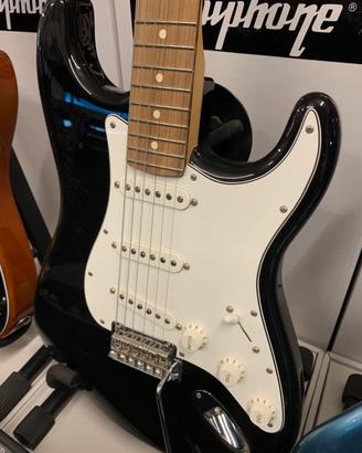 FENDER STRATOCASTER PLAYER (MEXICO) NERA