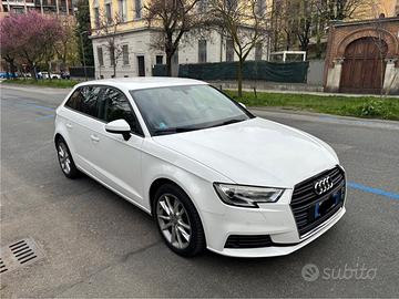 Audi A3 Sportback Business TDI