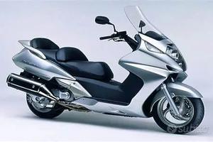 HONDA SILVER WING 600 RICAMBI
