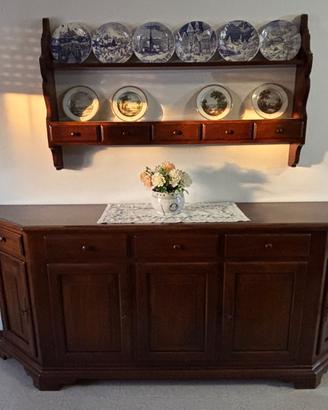 Credenza Sagomata in Legno Massiccio con Piattaia