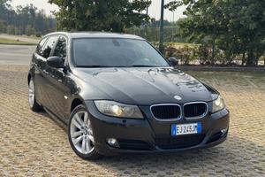 Bmw 320 320d cat xDrive Touring Attiva