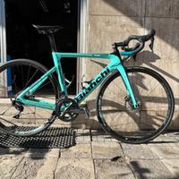 Bici da corsa Bianchi Aria Disc M