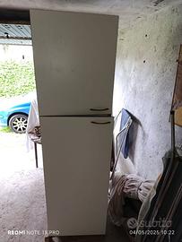 Colonna con  frigo INDESIT