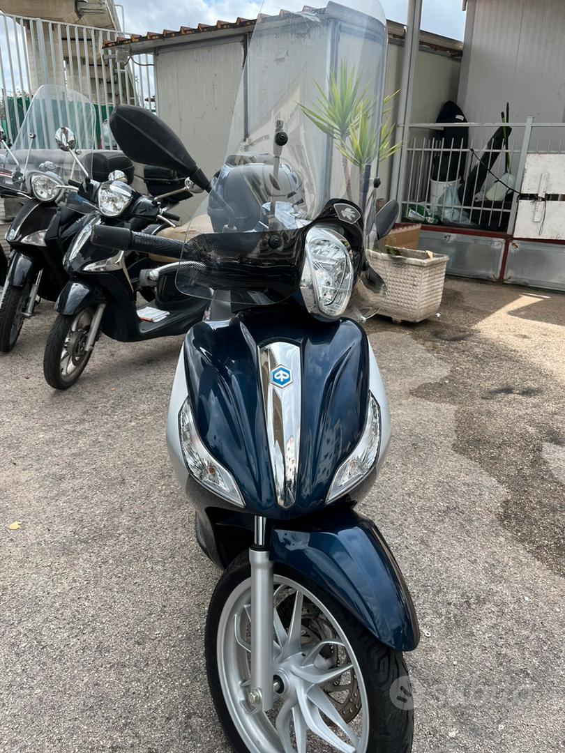 Napoli Piaggio Cosa 150 Usata Piaggio Medley 150 Moto E Scooter In