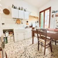 4 LOCALI A RIGNANO SULL'ARNO