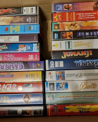 n. 31 VHS film diversi