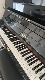 PIANOFORTE A MURO YAMAHA U2H NERO LUCIDO