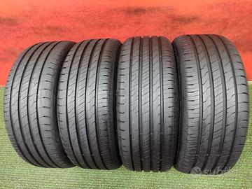 205 55 16 Gomme Estive 90-95% 2021 GoodY 205 55R16