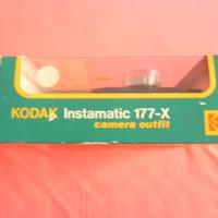 Kodak Instamatic 177-X camera outfit +GADGET KODAK