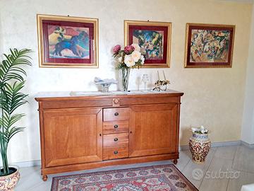 mobile soggiorno e quadri