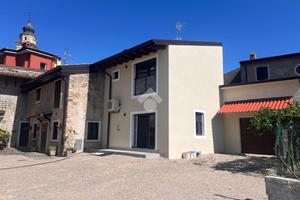 2 LOCALI A COSTERMANO