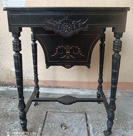 Tavolo da lavoro  periodo fine 1800
