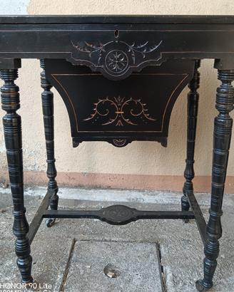 Tavolo da lavoro  periodo fine 1800